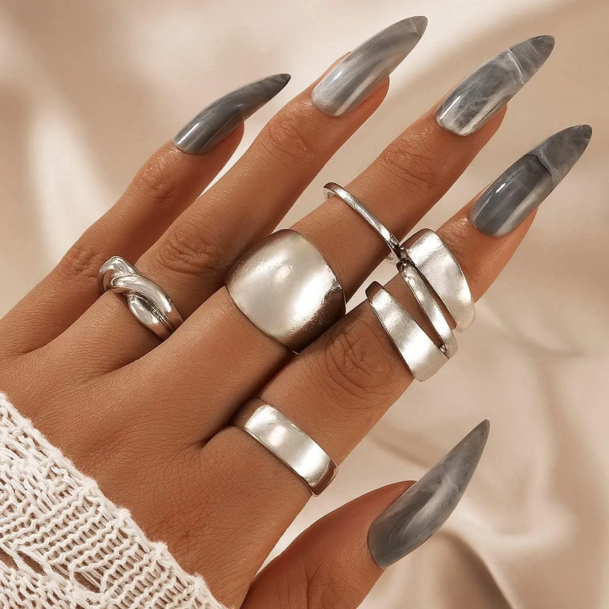 CSIYANJRY99 Vintage Punk Rings for Men Women,Hippie Indie Rings,Cool Gothic Ring,Bulky Rings,Statement Knuckle Stacking Ring,Tai Chi Butterfly Pin Ring,Skull Snake Halloween Eboy Emo Y2K Ring