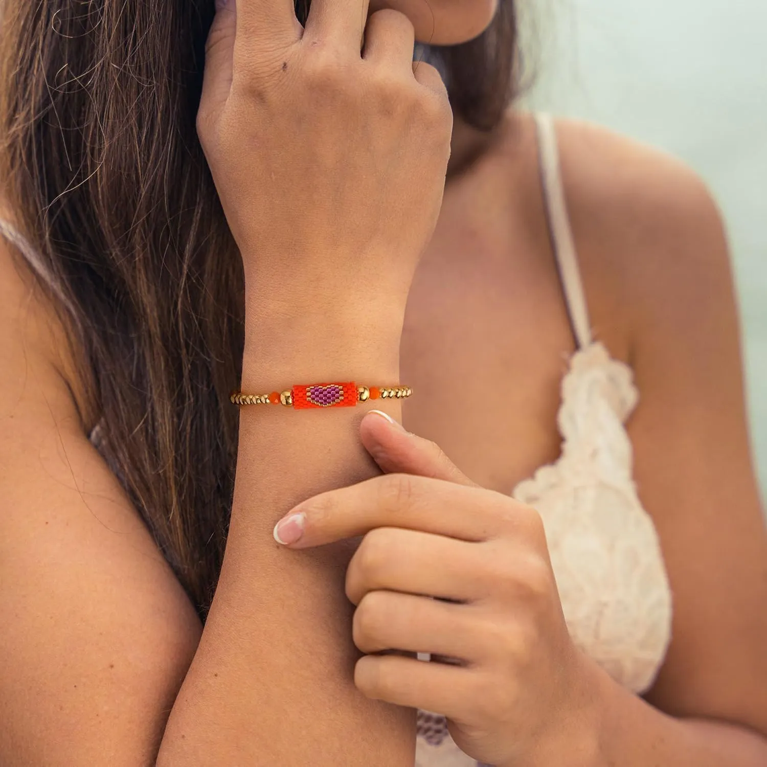 Heart Bracelets for Women Gold Beaded Bracelets Handmade Braided Rope Bracelets Small Cute Multi Color Summer Bracelets for Women Birthday Gifts