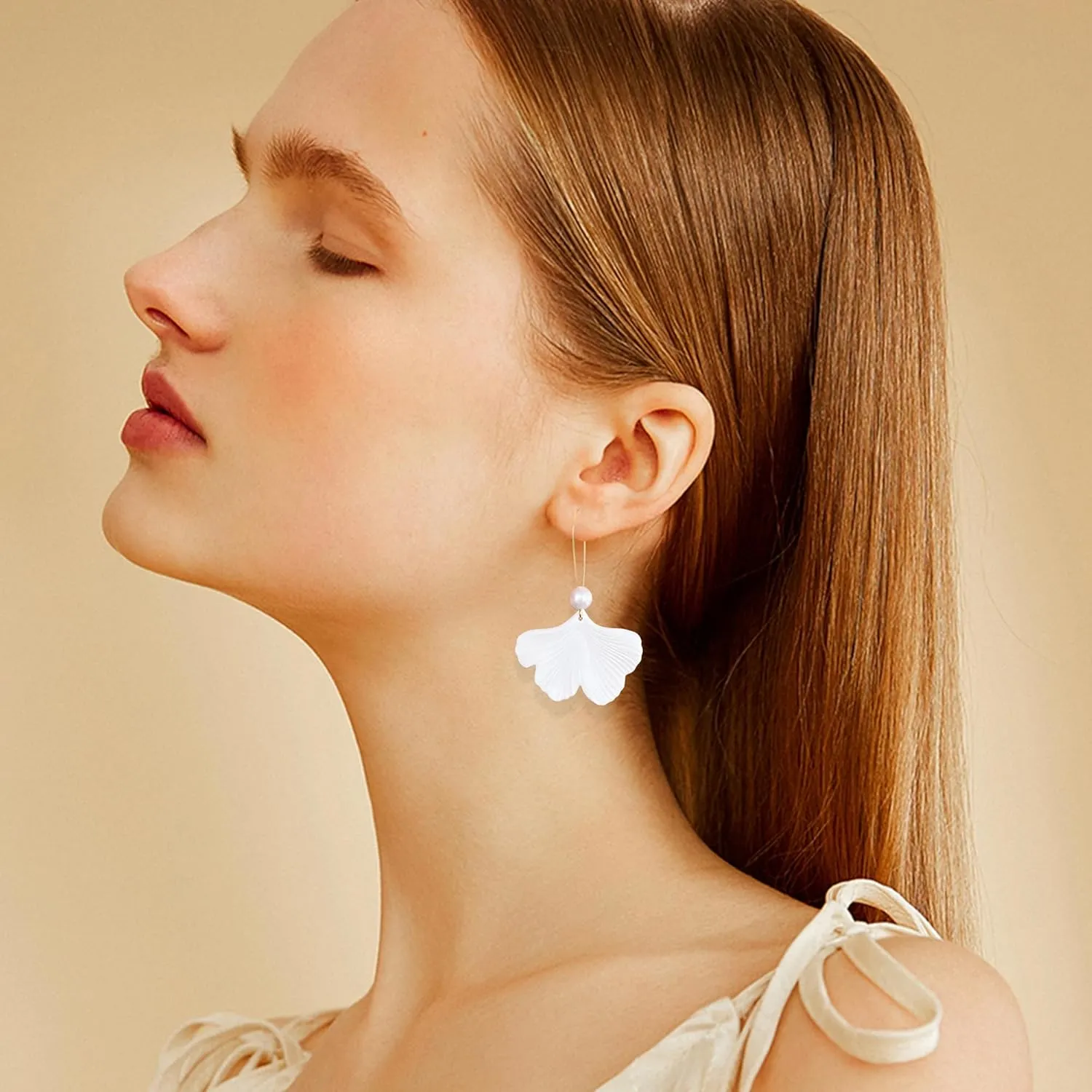 Rose Petal Pearl Dangle Resin Earrings Drop Flower Earrings Statement Exaggerated Floral Tassel Earrings for Women Boho