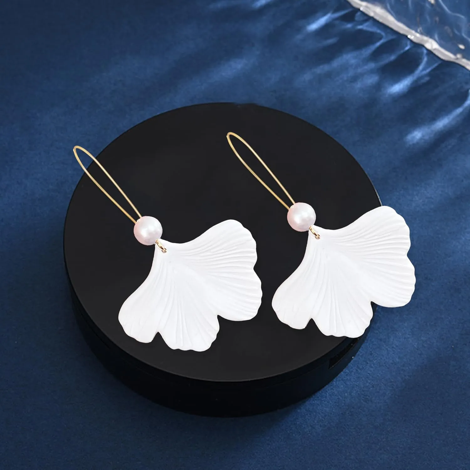 Rose Petal Pearl Dangle Resin Earrings Drop Flower Earrings Statement Exaggerated Floral Tassel Earrings for Women Boho