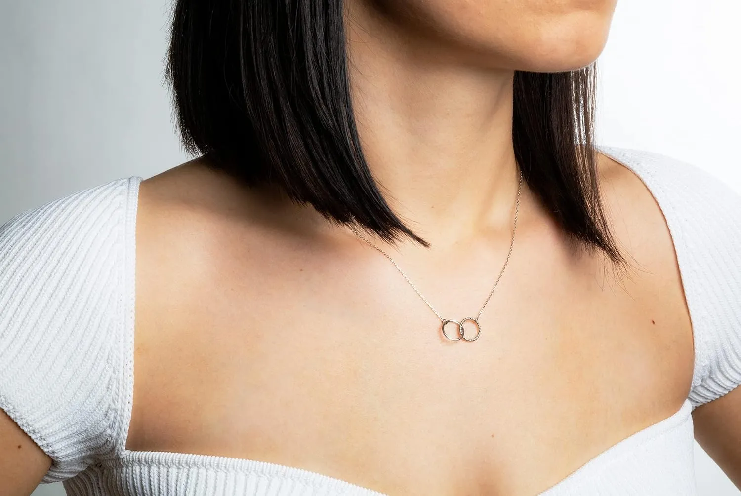 Suavell Best Friend Necklaces: Interlocking Circle Open Circle Ster Sterling Silver Chain Necklaces | Friendship Gifts, Birthday Gift Ideas