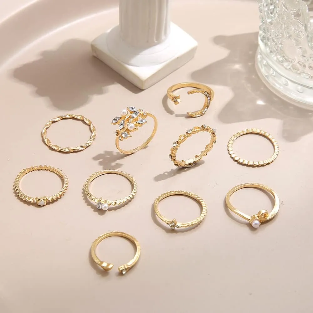 ZMANYIJEW Boho Gold Stacking Rings for Women Gold Knuckle Rings Set Simple Star Moon Flower Rings for Women Stackable Aesthetic Rings for Women.
